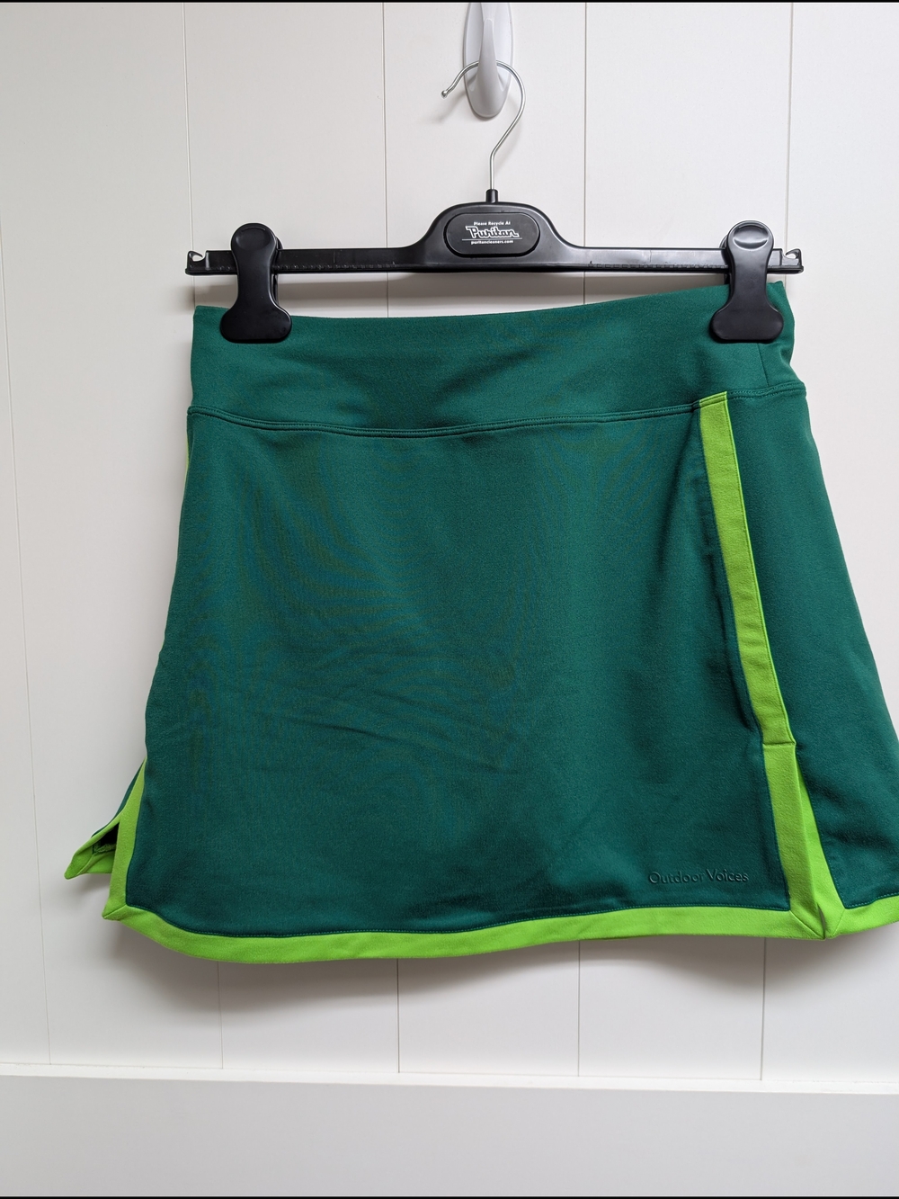 Outdoor Voices Green Contrast-Trim Mini SKIRT ONLY, built in shorts,Medium - Picture 2 of 8